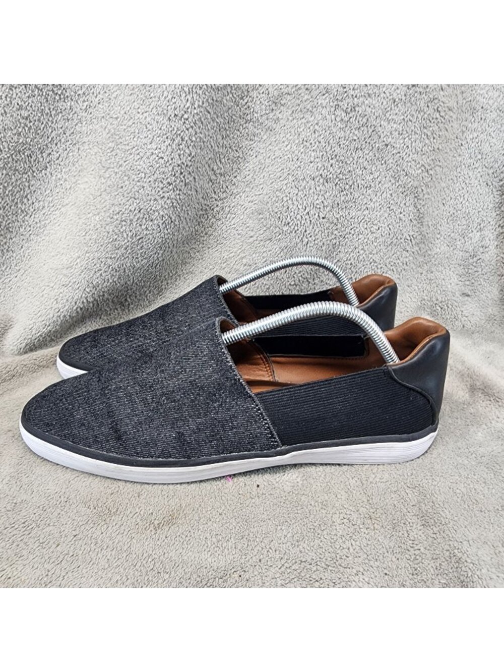 Seven 91 Shoes Mens 9.5 Black Canvas Casual Slip On Sneakers